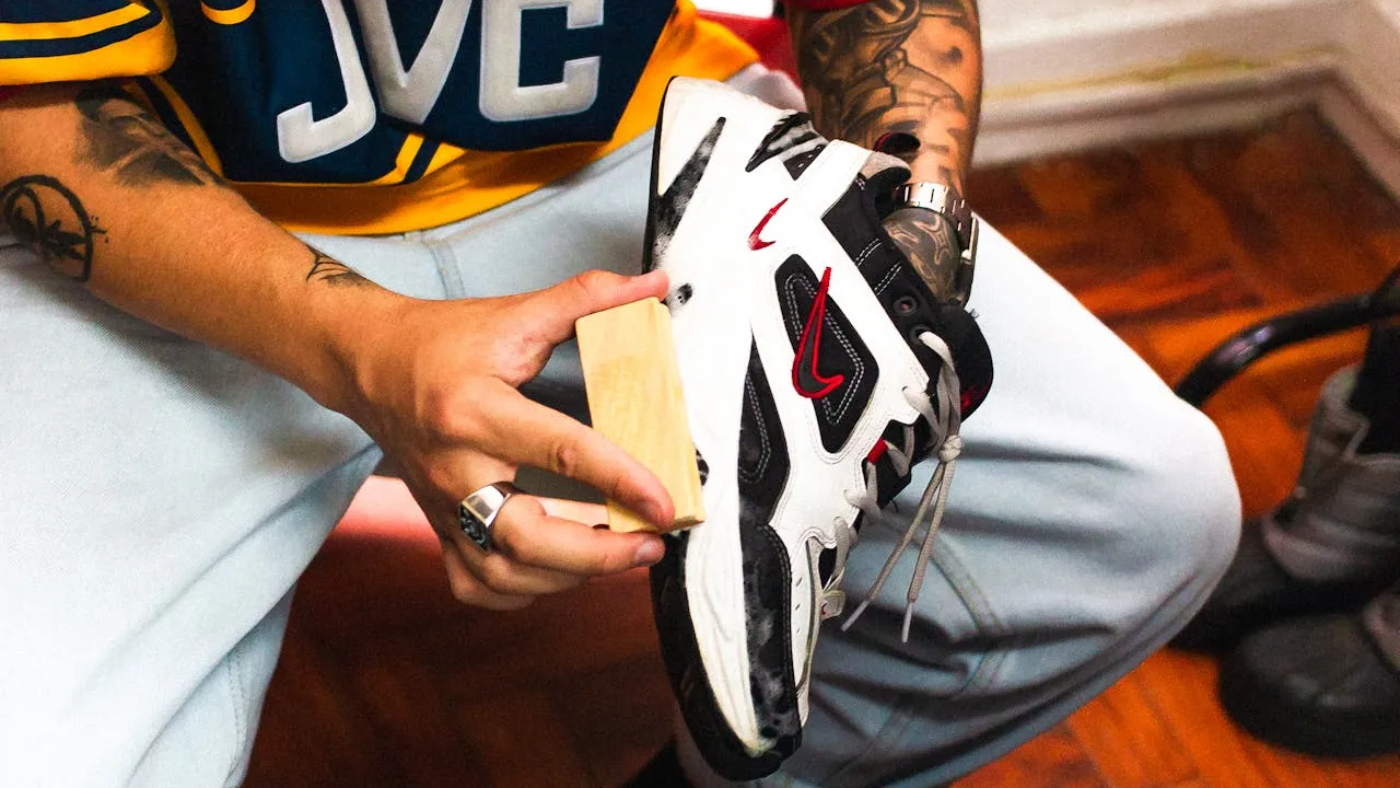 cleaning sneakers post