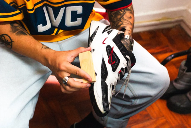 cleaning sneakers post